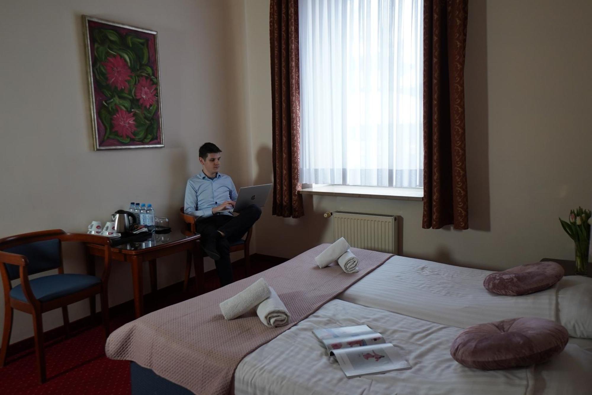 Hotel Sonex 쳉스토호바 외부 사진